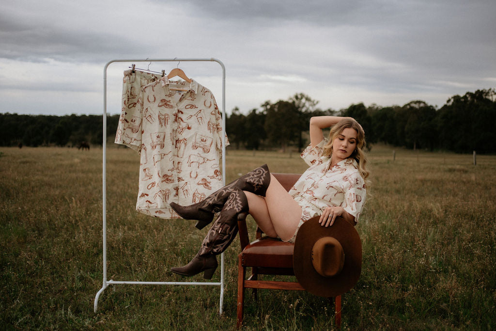 Georgia Straight Western - Linen Shorts