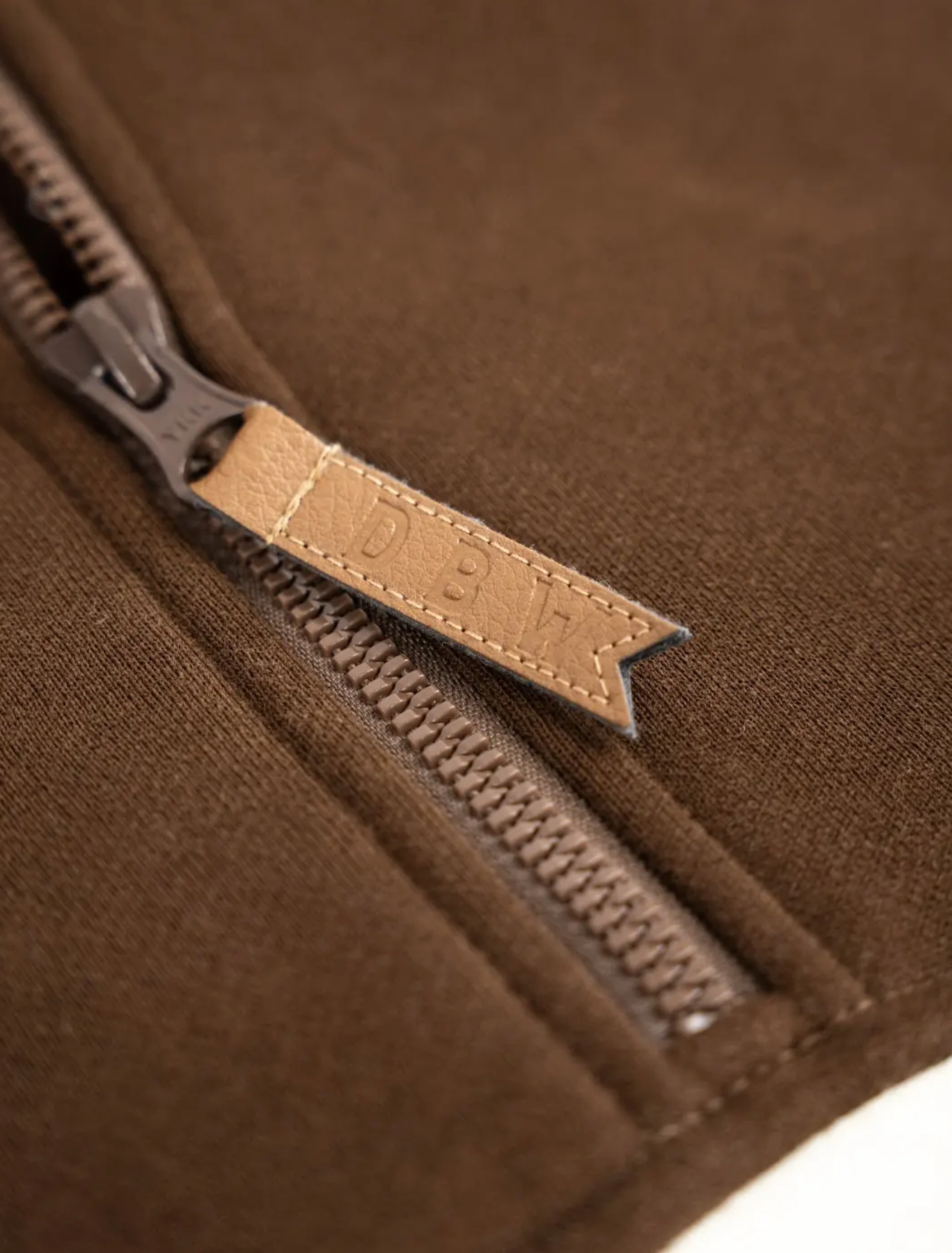 DBW Staple Half Zip Jumper - Brown + Cream